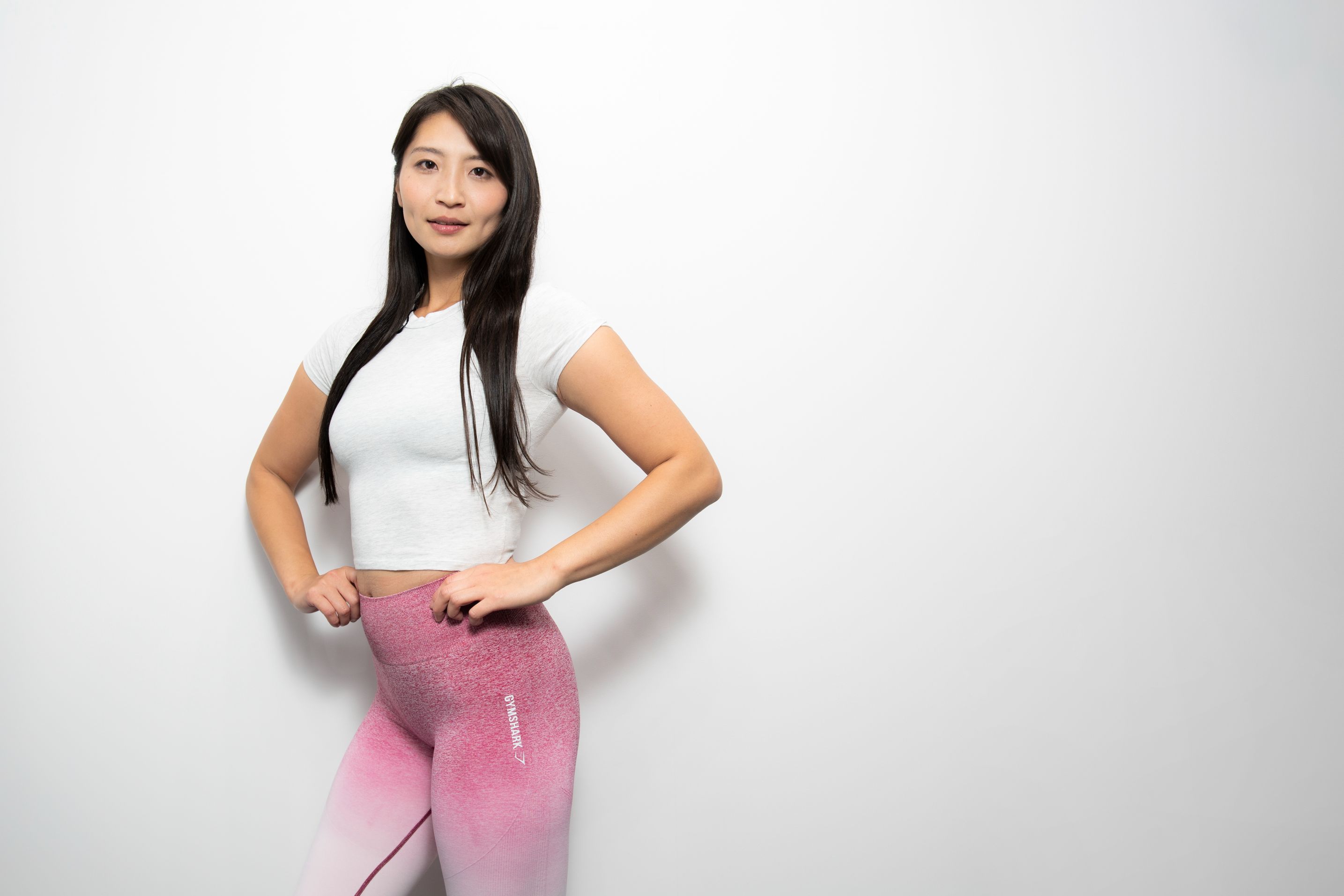 出るとこ全部出ちゃうし Tバックだし 筋トレ素人の二児の母が 突然ビキニ選手になったワケ 文春オンライン Goo ニュース 出るとこ全部出ちゃうし Tバックだし 筋トレ素人の二児の母が 突然ビキニ選手になったワケ 文春オンライン Goo ニュース