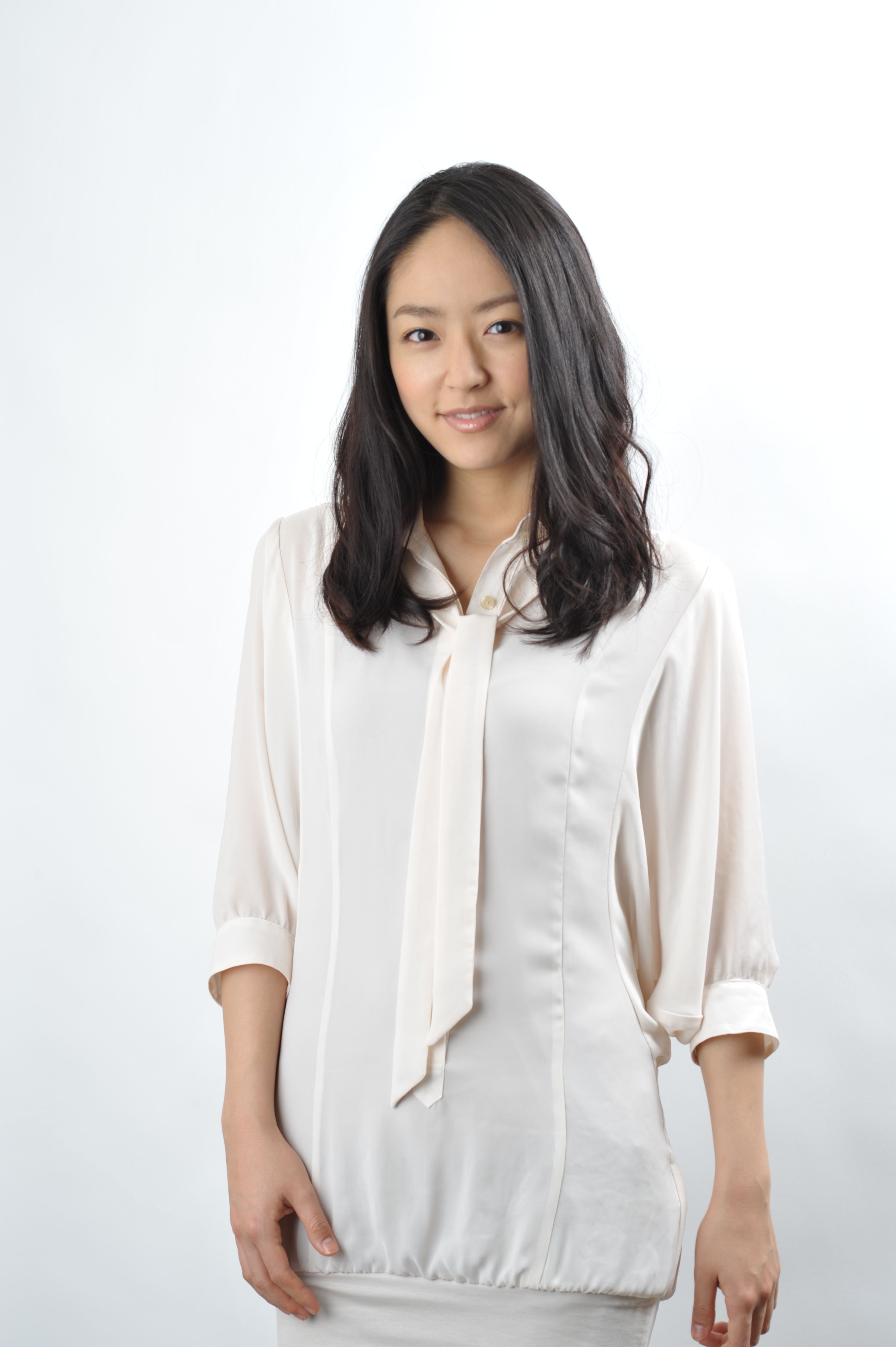 [写真](7ページ目)広末涼子40歳 早稲田大に初登校「異例の囲み会見」から「出席ゼロ、5年生で退学」するまで 文春オンライン