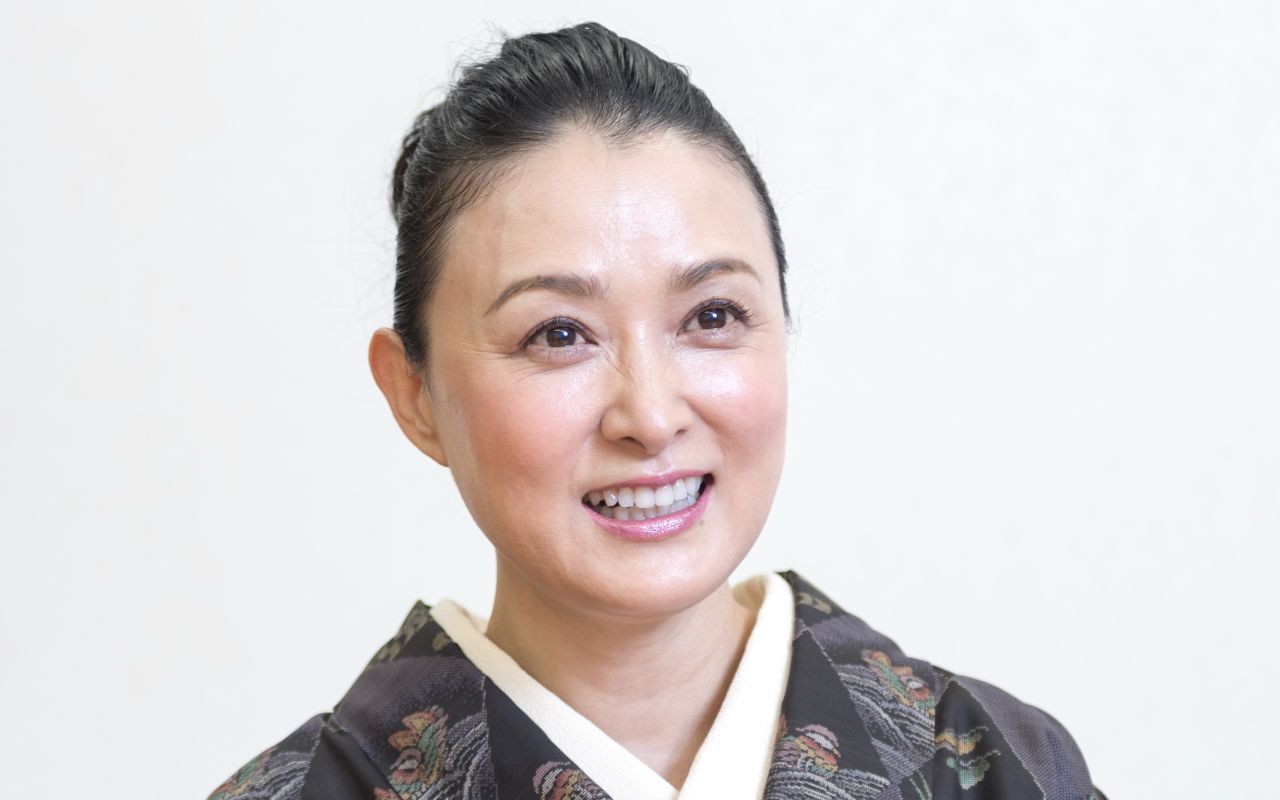 長渕剛との不倫 二度の離婚 元おニャン子 国生さゆり54歳が生き残る理由 文春オンライン