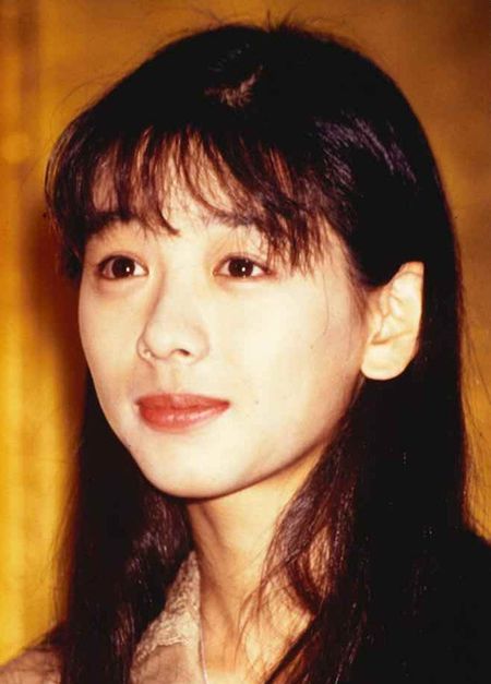 裕木奈江頭なでなで券 写真]潤んだ瞳と半開きの口で男を誘惑、23歳の不倫相手役で“嫌われる女