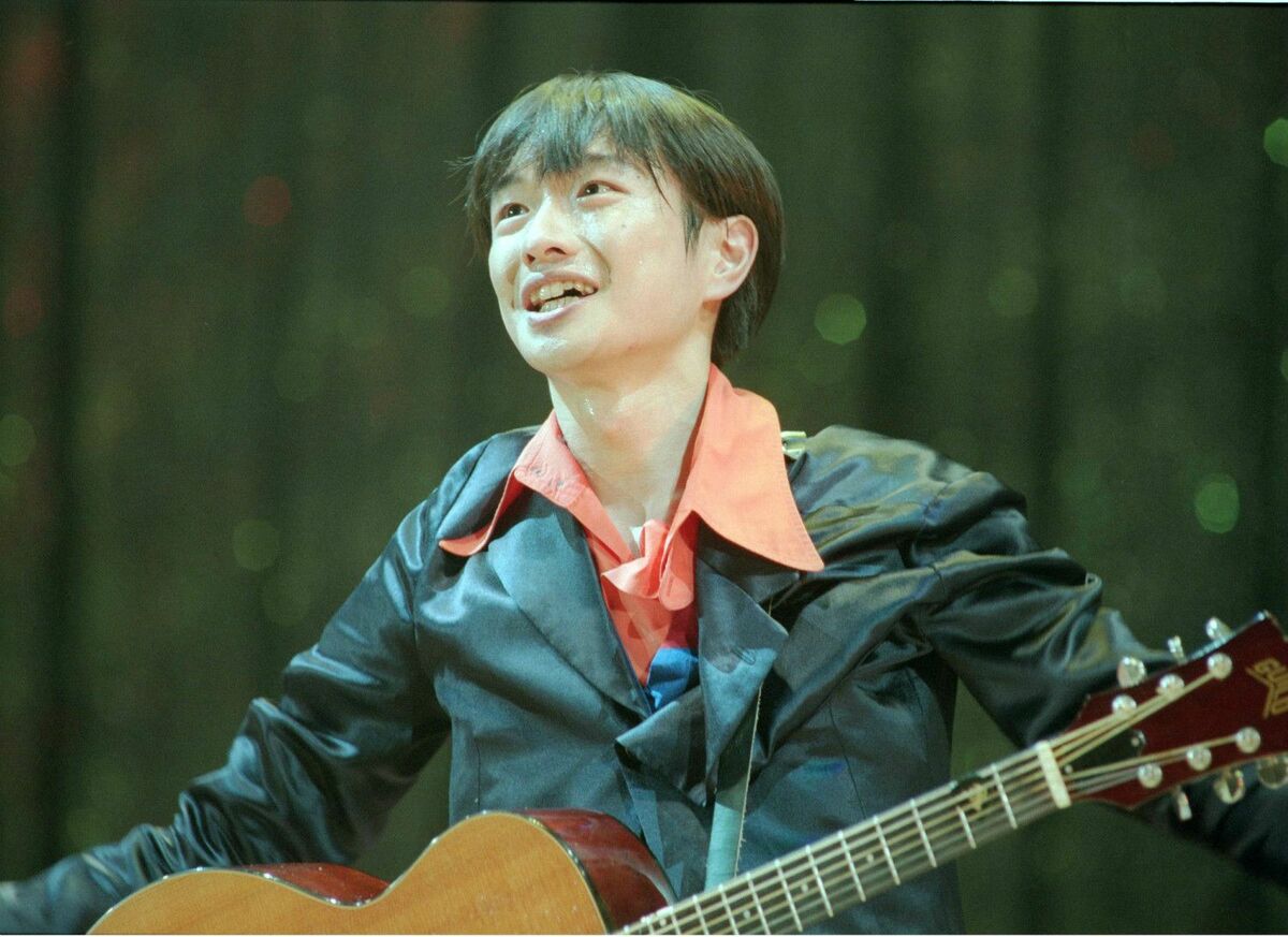 写真]50歳になった小沢健二はどこへ向かうのか | 文春オンライン