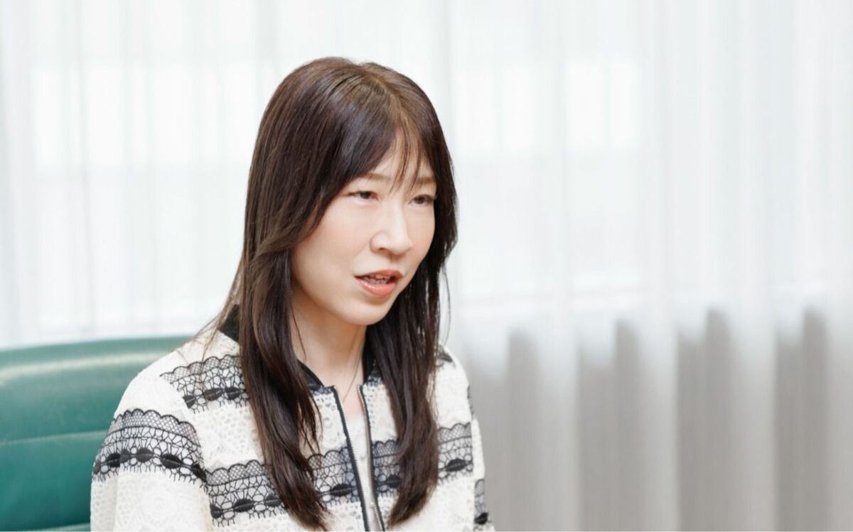 「休日出勤の打診は子どもがいない人にしか来ない」くどうみやこさんが1000人以上の当事者に聞いた、子どもがいない女性たちの“リアルな悩み” | 文春オンライン