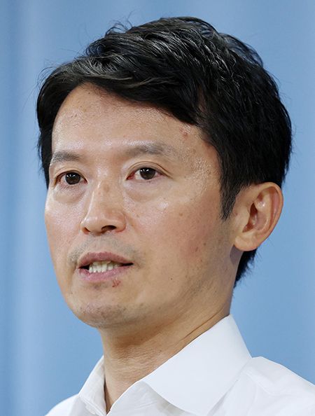 写真]「これは他には言っていないことだから…」斎藤元彦・兵庫県知事（46）の側近副知事が文春記者を呆れさせた“ある一言” | 文春オンライン