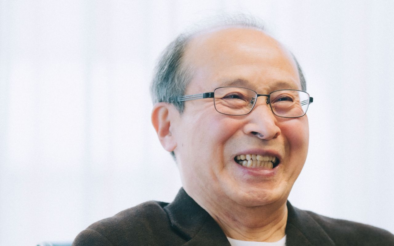 不動産会社の社長からシニアモデルへ…『笑ってはいけない』シリーズの 