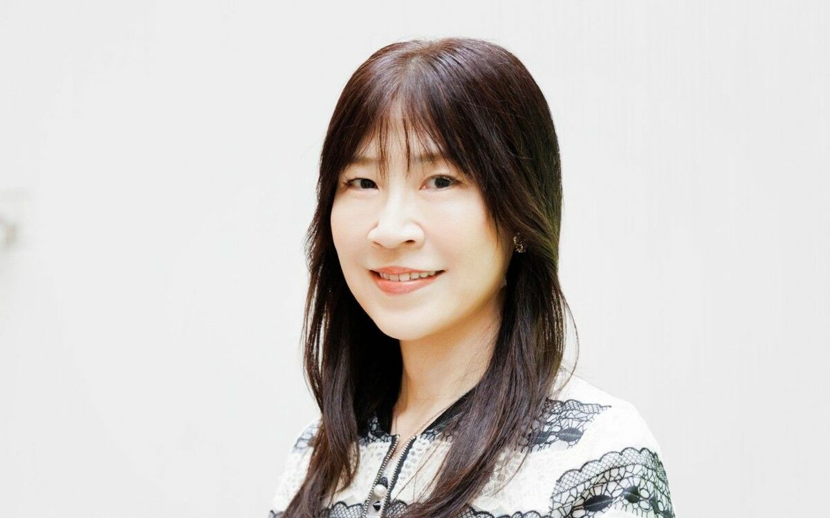 女性の「約4割」が生涯子どもを持たなくなる時代…それでも子どものいない女性たちが「肩身が狭い」と感じるワケ | 文春オンライン