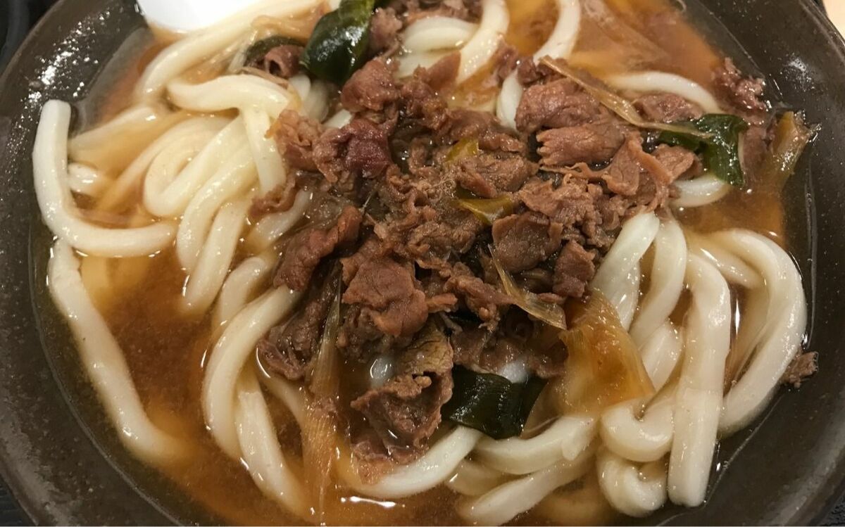 讃岐一強に風穴?すかいらーく・一風堂・ホリエモンが福岡うどんに参入する理由