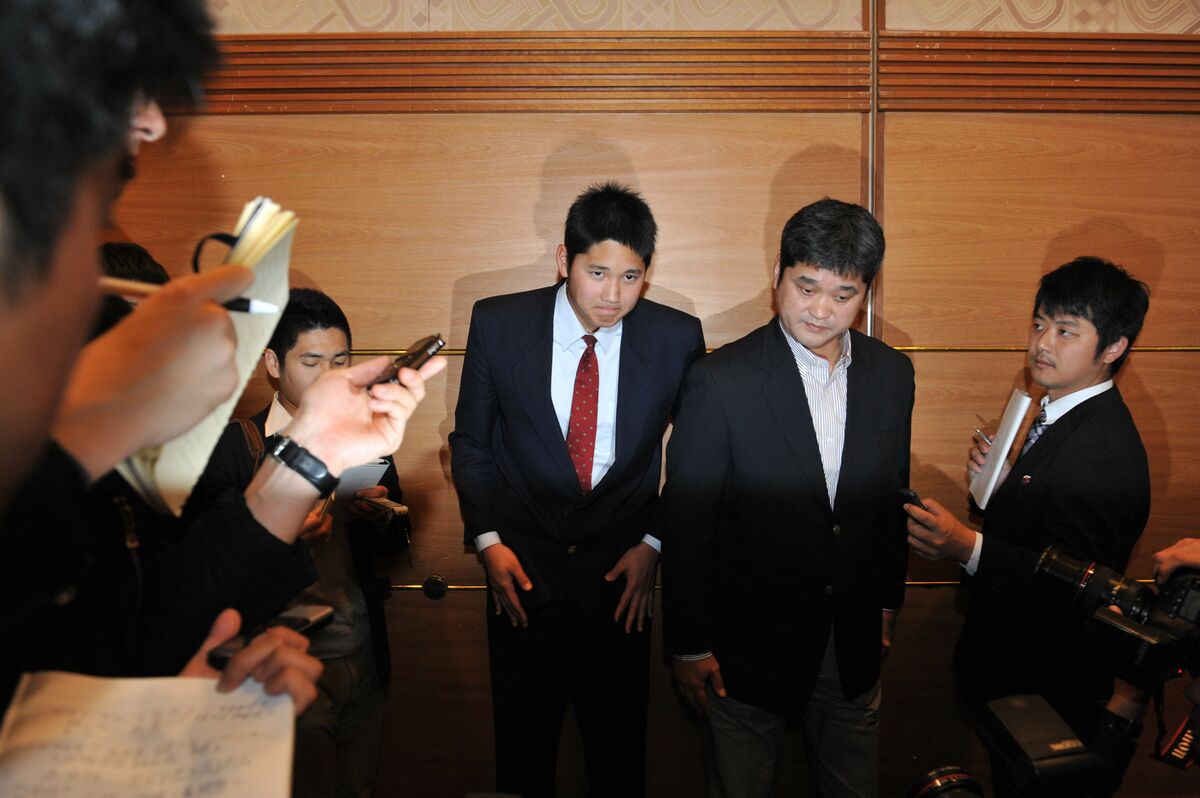 [写真](12ページ目)「そういう気遣いをしてくれたのは大谷選手だけでした」29年のキャリアを誇る元審判員が明かす、大谷翔平が球場で見せた