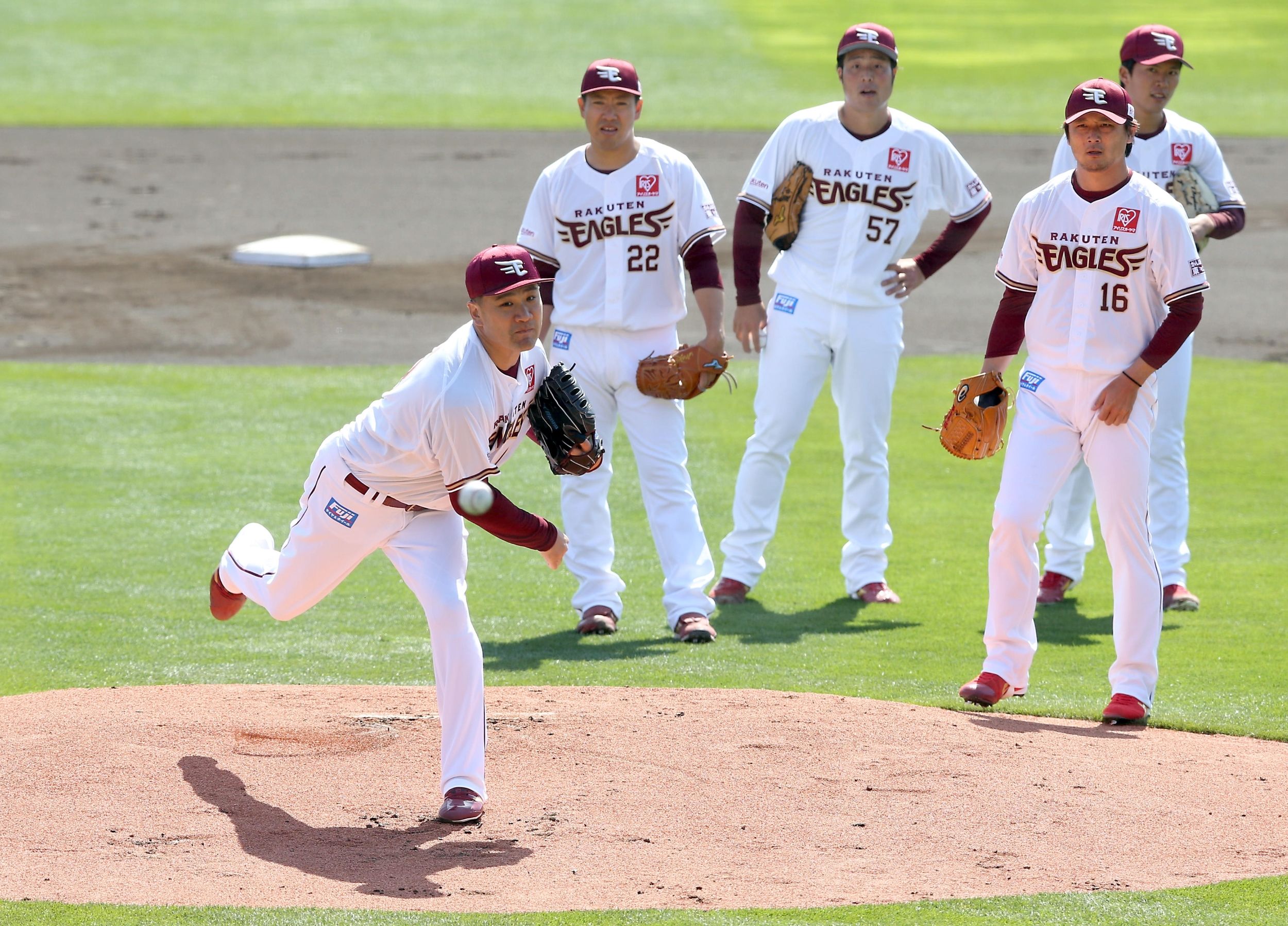 超一流の見本 田中将大からエースの振る舞いを学べ 文春オンライン プロ野球が開幕した 予定通り3月26日に開 ｄメニューニュース Nttドコモ