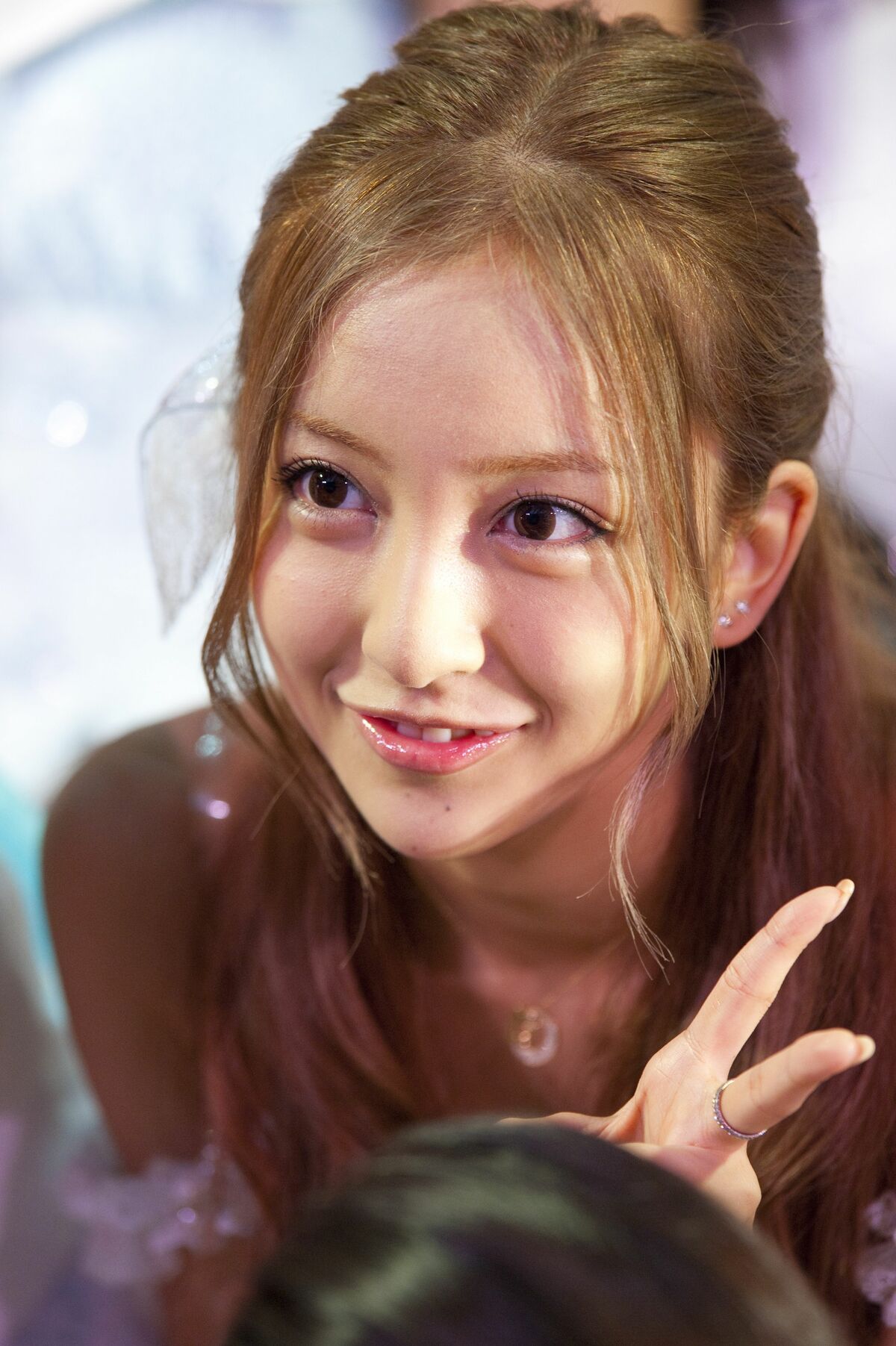 写真](21ページ目)“元AKB神7”板野友美（29）が電撃婚 6歳年下“ツバメ男