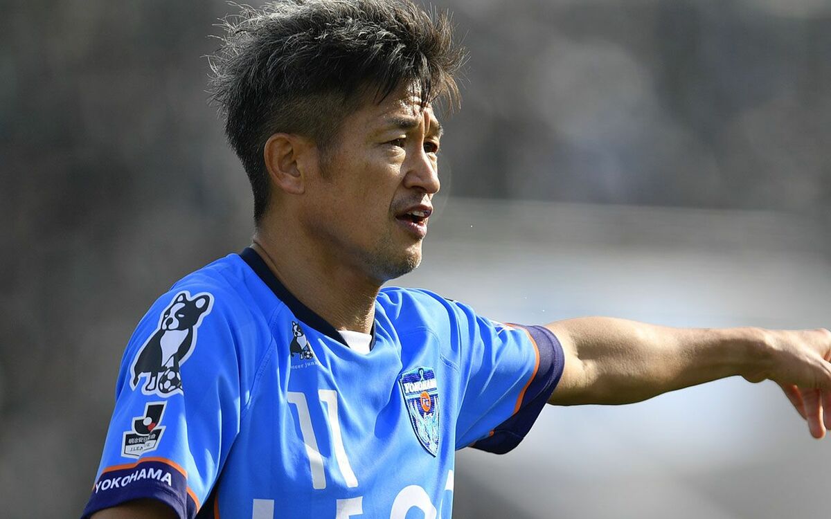 三浦知良 2022 BBM サッカー 超SP JET トレカ CR カズ 背番号