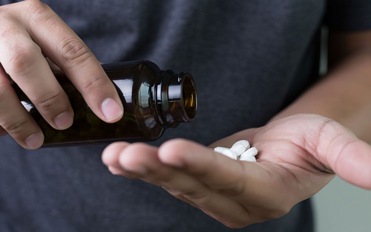 いじめ主犯は教師ウケが良く 同級生を自殺 自殺未遂に追いやっても不問になった事情 文春オンライン