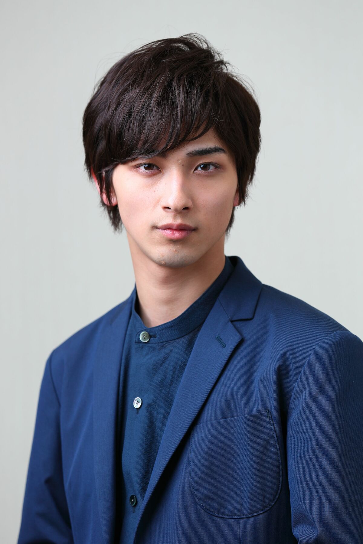 写真 3ページ目 永野芽郁マネージャーは謝罪行脚 ももクロ 名物マネージャーは激怒 スターダストプロを襲う コロナの波 文春オンライン