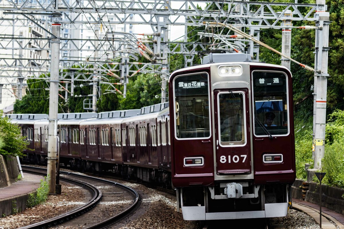 写真]大阪・阪急電車の“ナゾの終着駅” 宝塚線「雲雀丘花屋敷駅」には何