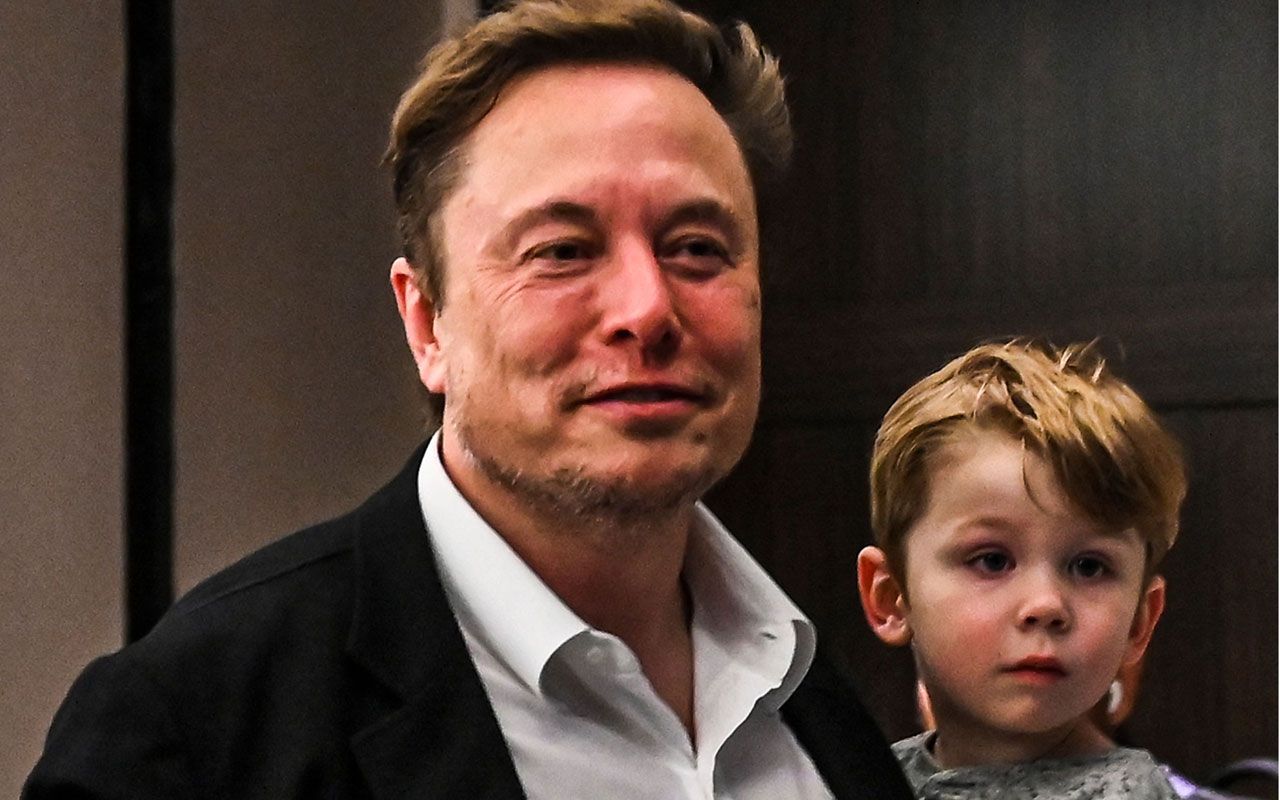 ツイッター買収に反対」「勝手に投稿しないで」父親・イーロン・マスクと臆せず苦情を言う息子たちの“ユニーク”な親子関係とは | 文春オンライン