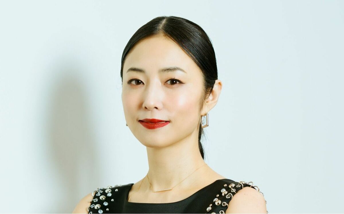 30代でオファーが激減したMEGUMIは、なぜ40代で復活できたのか?「自分のペースで相手の愛情を測るということをしなくなった」 | 文春オンライン