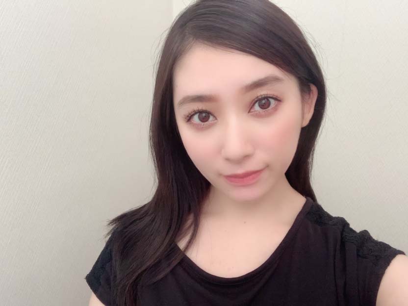 写真]《平手派また卒業》欅坂46・佐藤詩織が書いた「活動のなかで悲しかったこと」 櫻坂46の“急勾配”を運営も懸念 | 文春オンライン