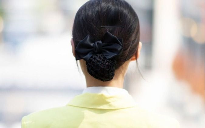 「夫を殺して、ホッとした」借金まみれ、酔って乱暴されただけじゃない⋯マジメな女性教師を「殺人犯」に変えた【夫の悪行】(昭和27年の事件) | 文春オンライン