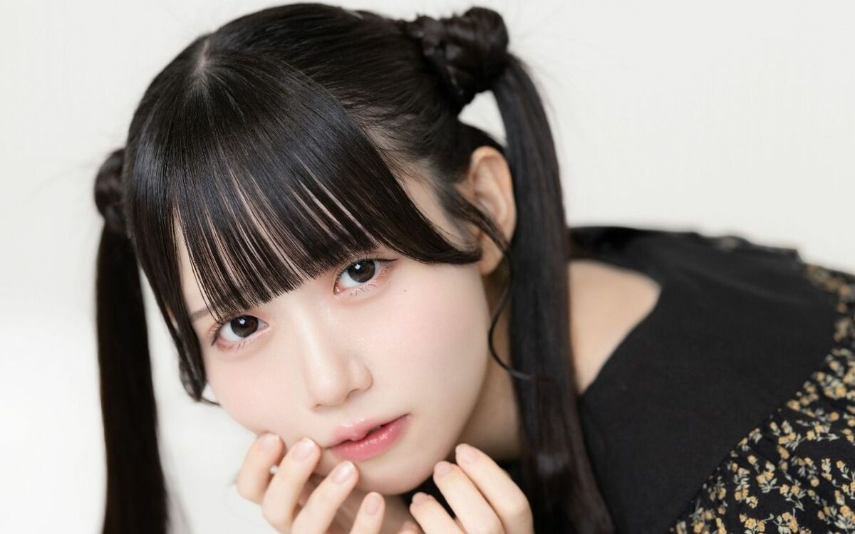 中学時代に不登校になった“引きこもり女子”→SNSでバズる「超かわいいアイドル」に大変身…ブレイク中の22歳アイドルが明かす、デビューまでの道のり | 文春オンライン