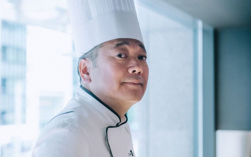 “京都のヤンチャ高校生”→23歳でパティシエに→“キャリアを捨てて”海外に渡った理由は…鎧塚俊彦(60)が明かす“大きな転機”「男がケーキ屋なんて、と笑われたことも」 | 文春オンライン