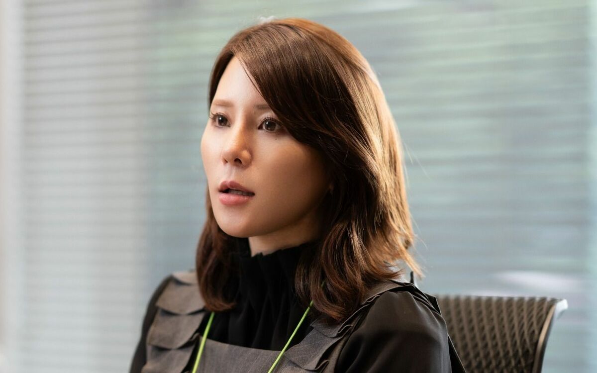 手取り12万円の“ブラック企業”勤務→大手外資系企業に転職→「年収4000万円のバリキャリ女子」になった34歳OLが語る、“憧れの大企業”に就職するまでの道のり | 文春オンライン