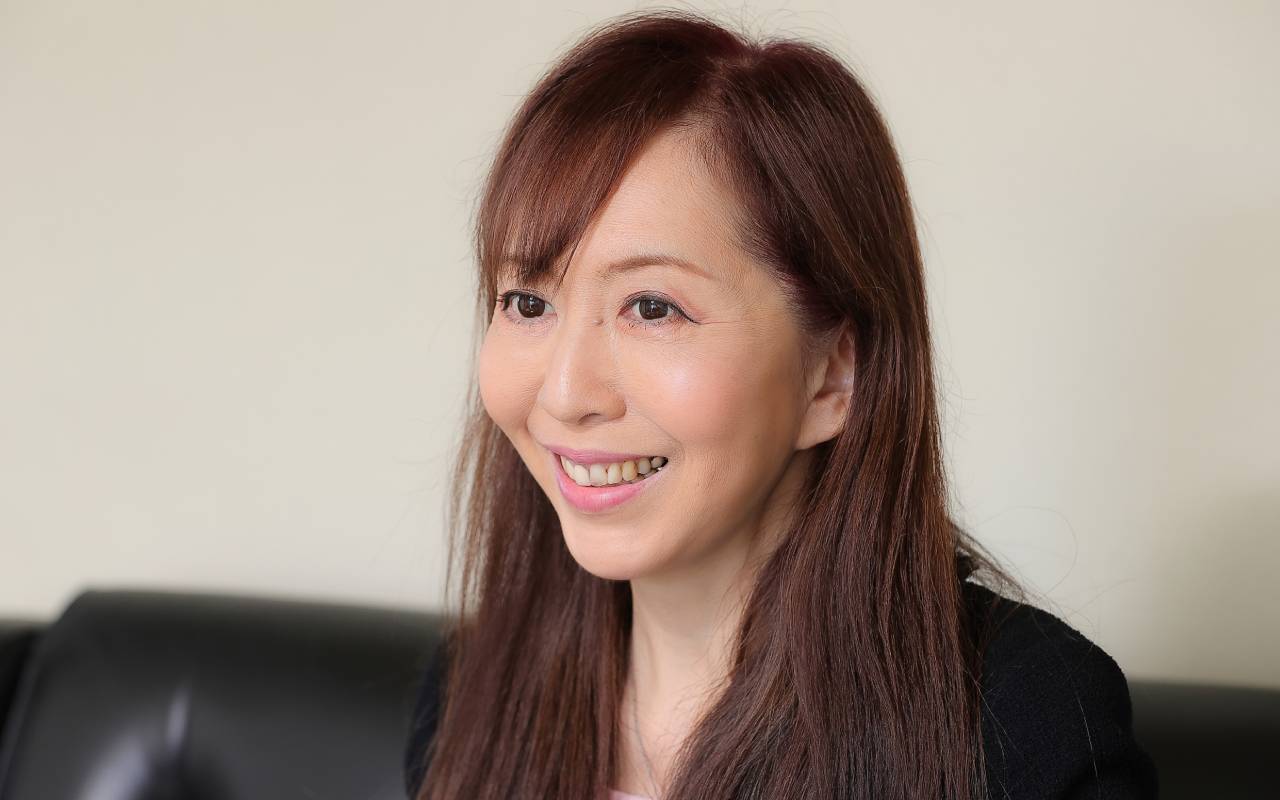 父が突然倒れ「余命4日」と…32歳で町工場を継いだ“元主婦”2代目社長が