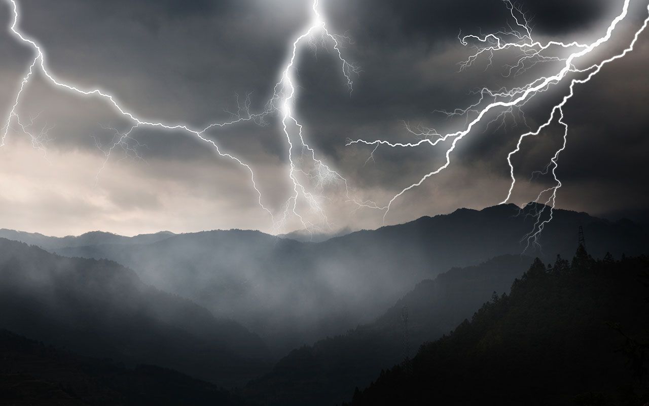 61歳のベテラン登山者が槍ヶ岳で落雷事故に…「直撃被害者の死亡率は80