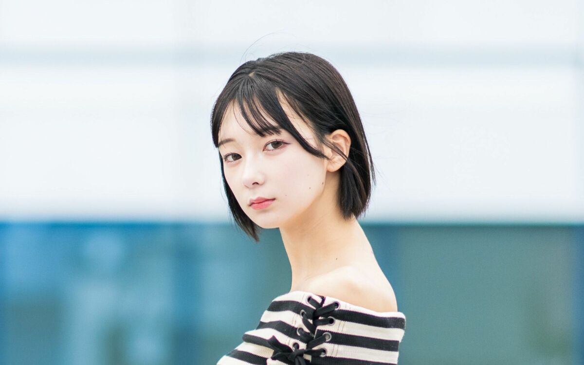 中学時代はずっと同じ服を着ていた」“陰キャオタク”→可愛すぎる 