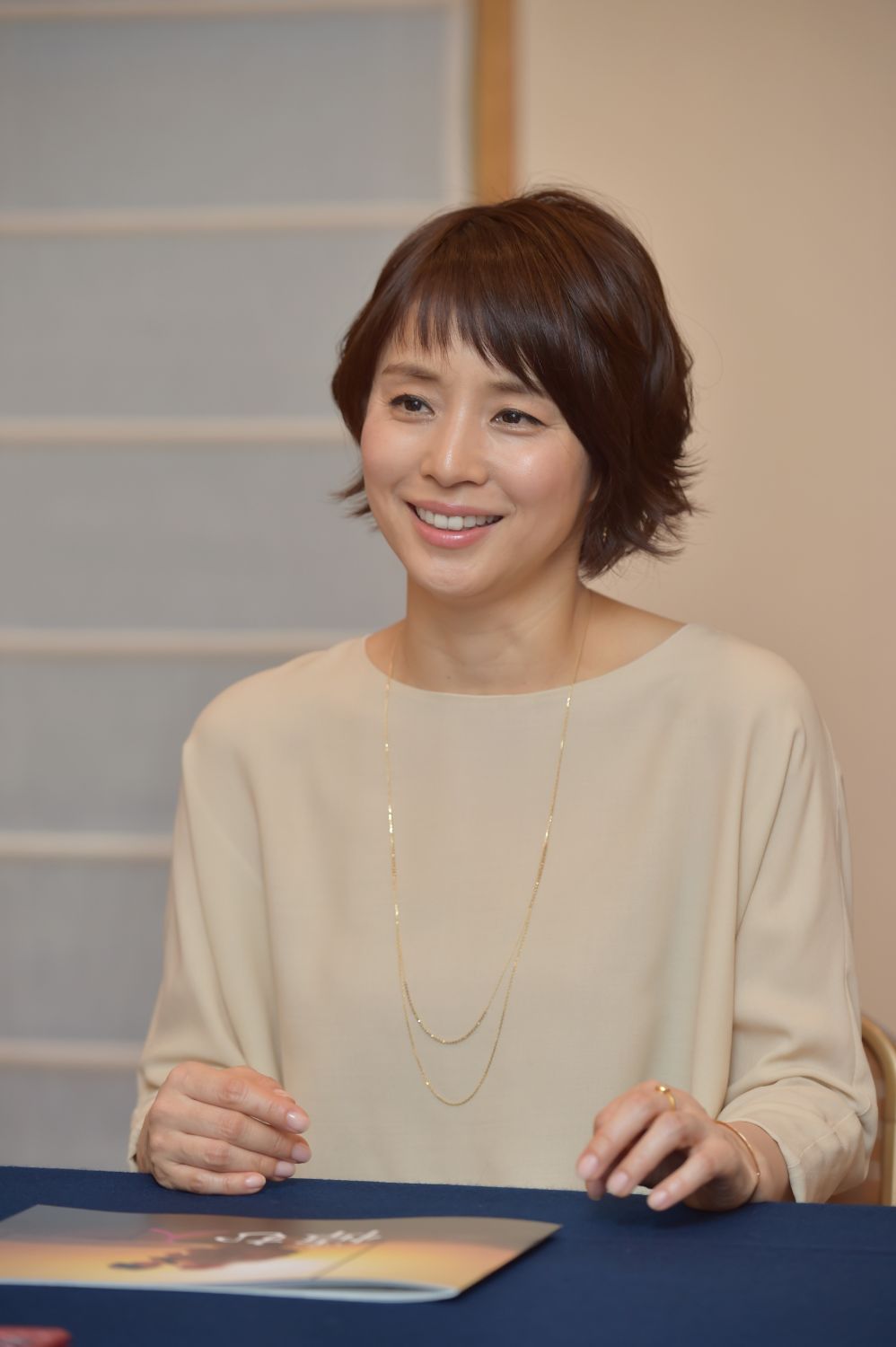 写真 8ページ目 石田ゆり子50歳の告白 代で結婚するつもりだった こうなりたくてなったわけではない 文春オンライン