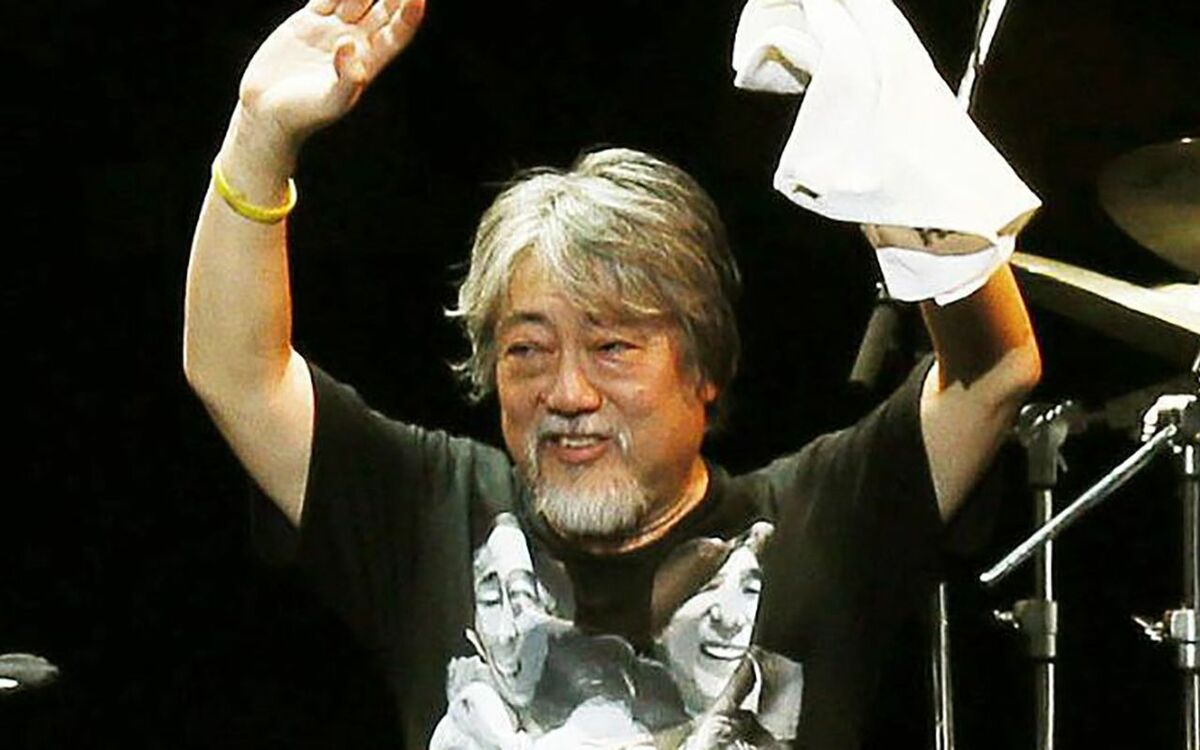 沢田研二75歳が、さいたまスーパーアリーナを満員にしたライブで放った“彼らしい一言” | 文春オンライン