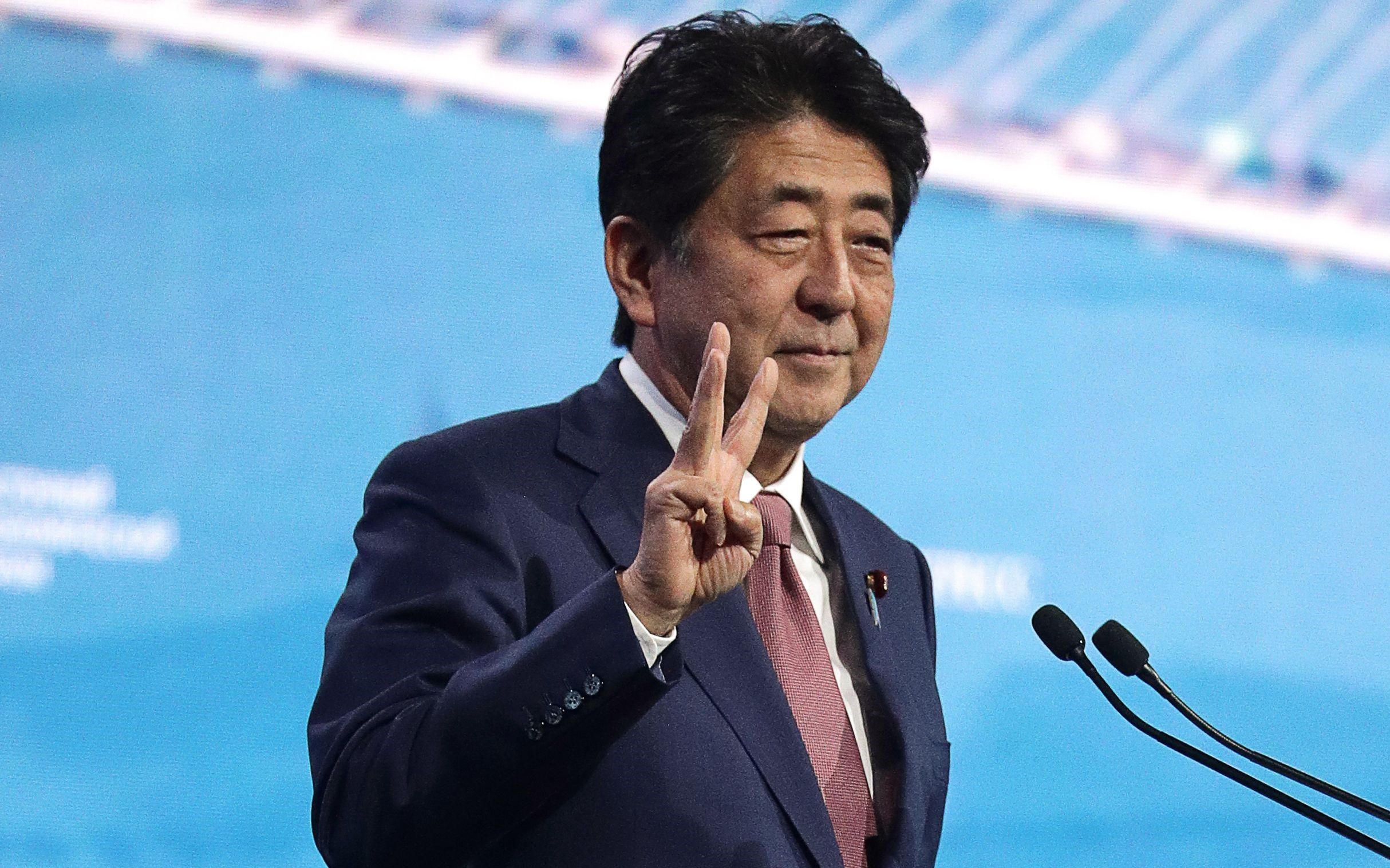 安倍晋三 ポエム演説 と河野太郎 ツイッターブロック に見る政治家の姿勢 文春オンライン