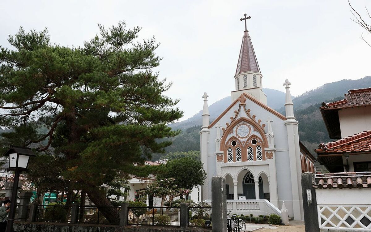 山陰の小京都に現れた異景 ヤバい歴史が刻まれた 津和野カトリック教会 を探訪する 移動編集部 文春オンライン