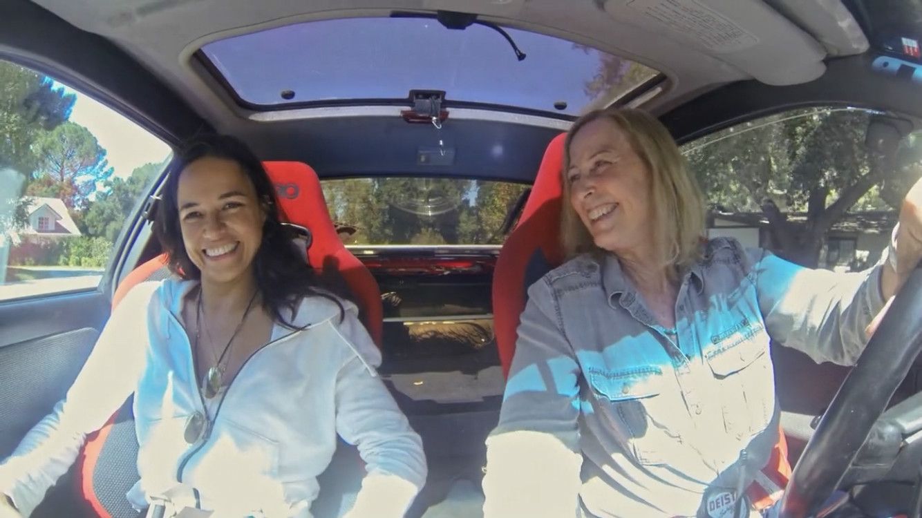 男性中心社会のスタントマン業界で スタントウーマン たちはどう戦ってきたのか スタントウーマン ハリウッドの知られざるヒーローたち を採点 文春オンライン 解説 ハリウッド映画における スタント ｄメニューニュース Nttドコモ