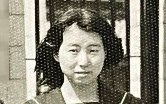 《名古屋主婦殺害》26年越しの逮捕に「執念が実って良かった」「言葉では言い尽くせないほどのご苦労が…」驚きの声相次ぐ【安福容疑者の卒アル入手】 | 文春オンライン