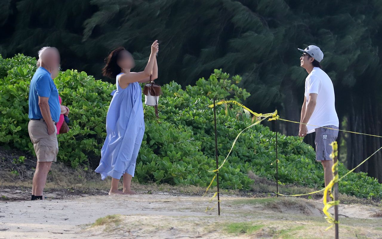 櫻井翔と38歳恋人 2人は 嵐の聖地 ハワイで何をしていたのか 文春オンライン
