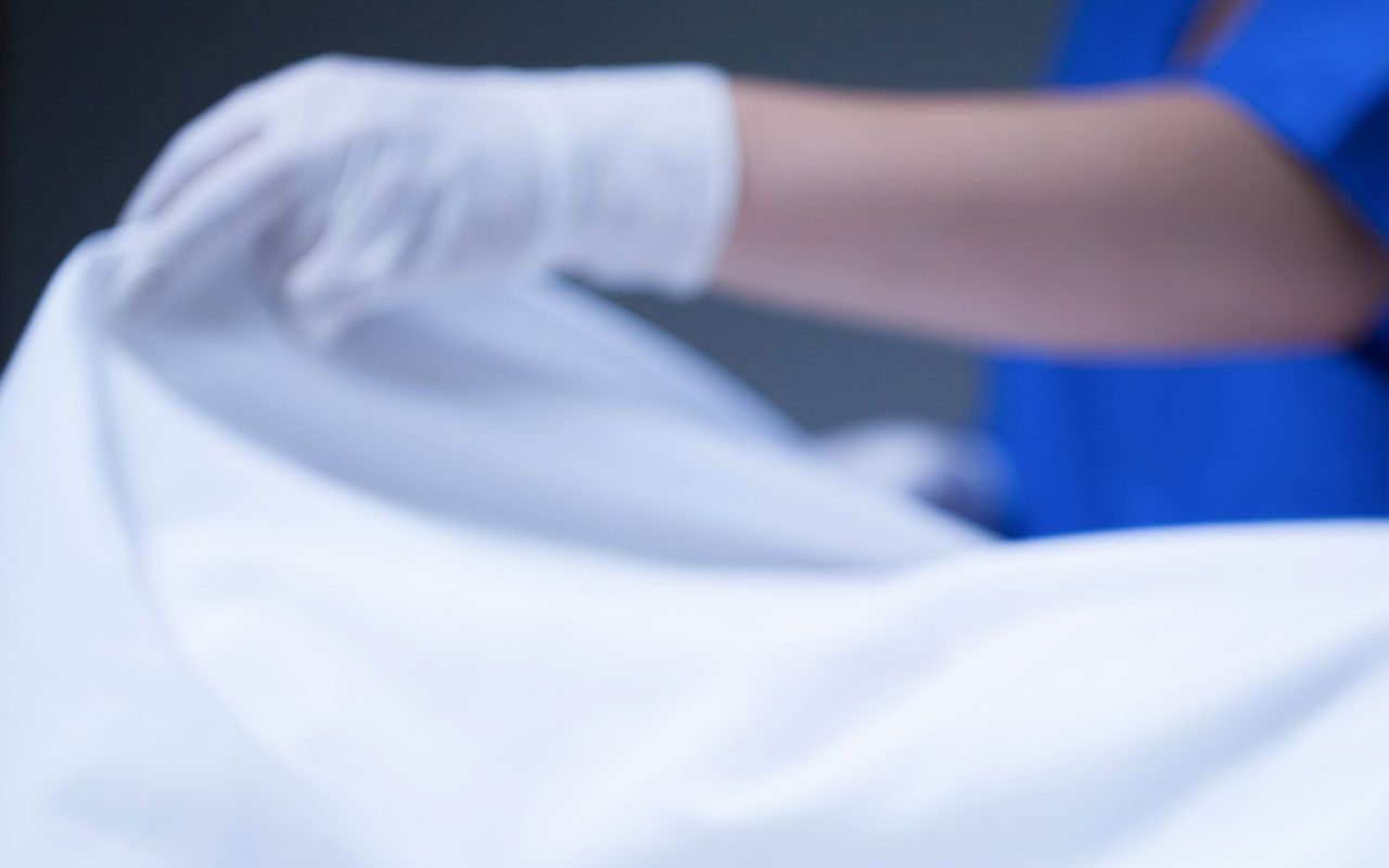 2ページ目 ほら見て こんなになってる 死刑囚の縄の痕を見せて号泣する妻a子さんの願い 宅間さんの遺体を引き取りたい 文春オンライン