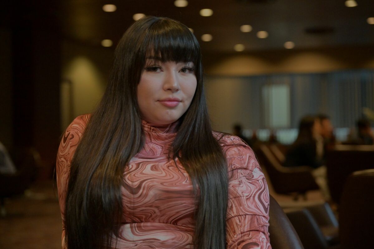[写真](15ページ目)「外人臭いから窓開けろ」「お前、女だから名前売れてるだけだよ」母になったラッパー・MARIAが明かす、複雑な家庭環境と ...