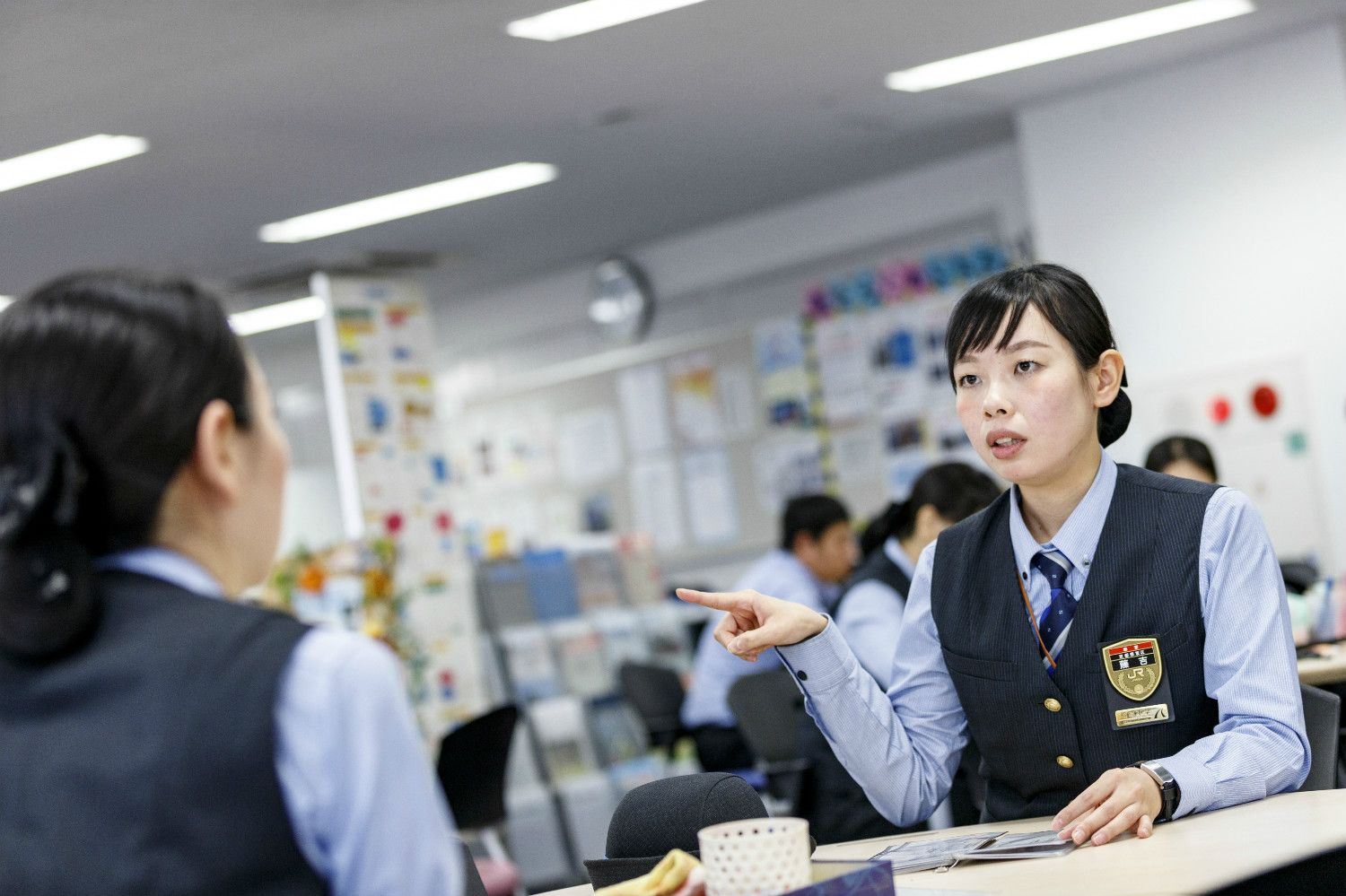 写真(1ページ目)JR西日本・指導車掌と検修員が語る「私たちの ...