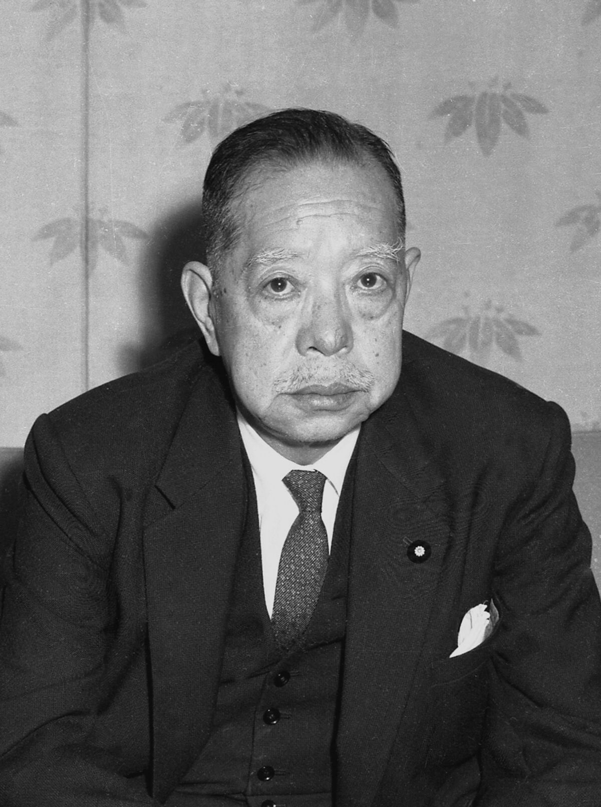 [写真] 4ページ目 読売主筆・渡邉恒雄氏「せめて100歳までは生きよう、なんて考えるね」 文春オンライン