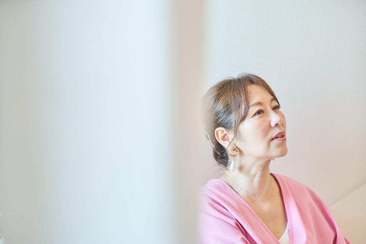 [写真](33ページ目)翔田千里インタビュー：セクシー女優として20年、息子の反応と業界の変化 | AV業界 | 文春オンライン