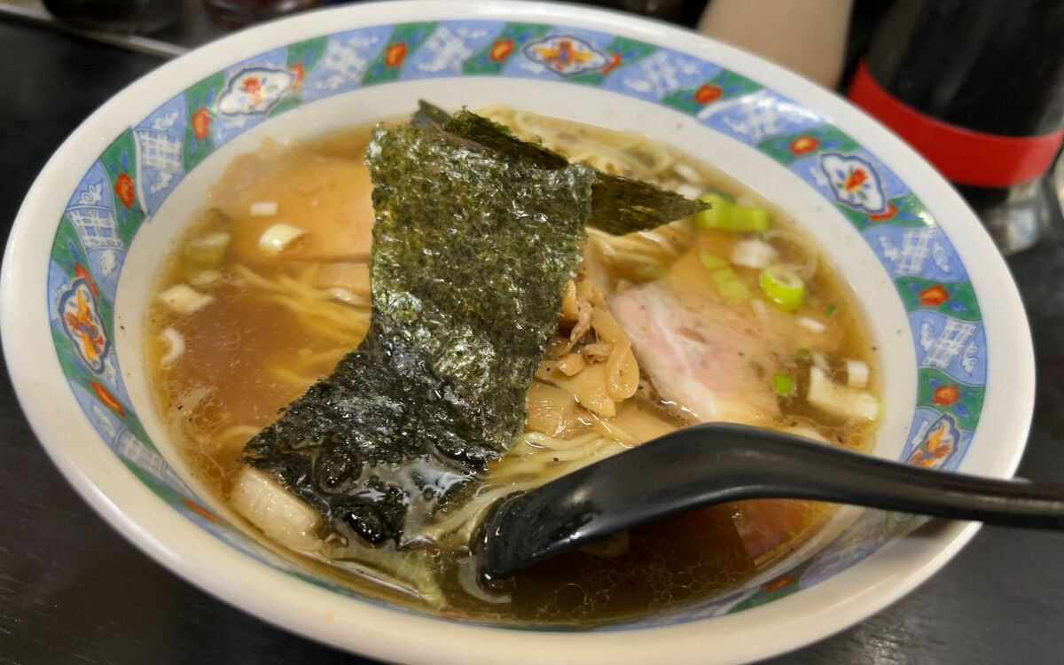 練馬駅近くの“頑固そうな中華料理屋” 65歳店主がつくる「しょうゆ