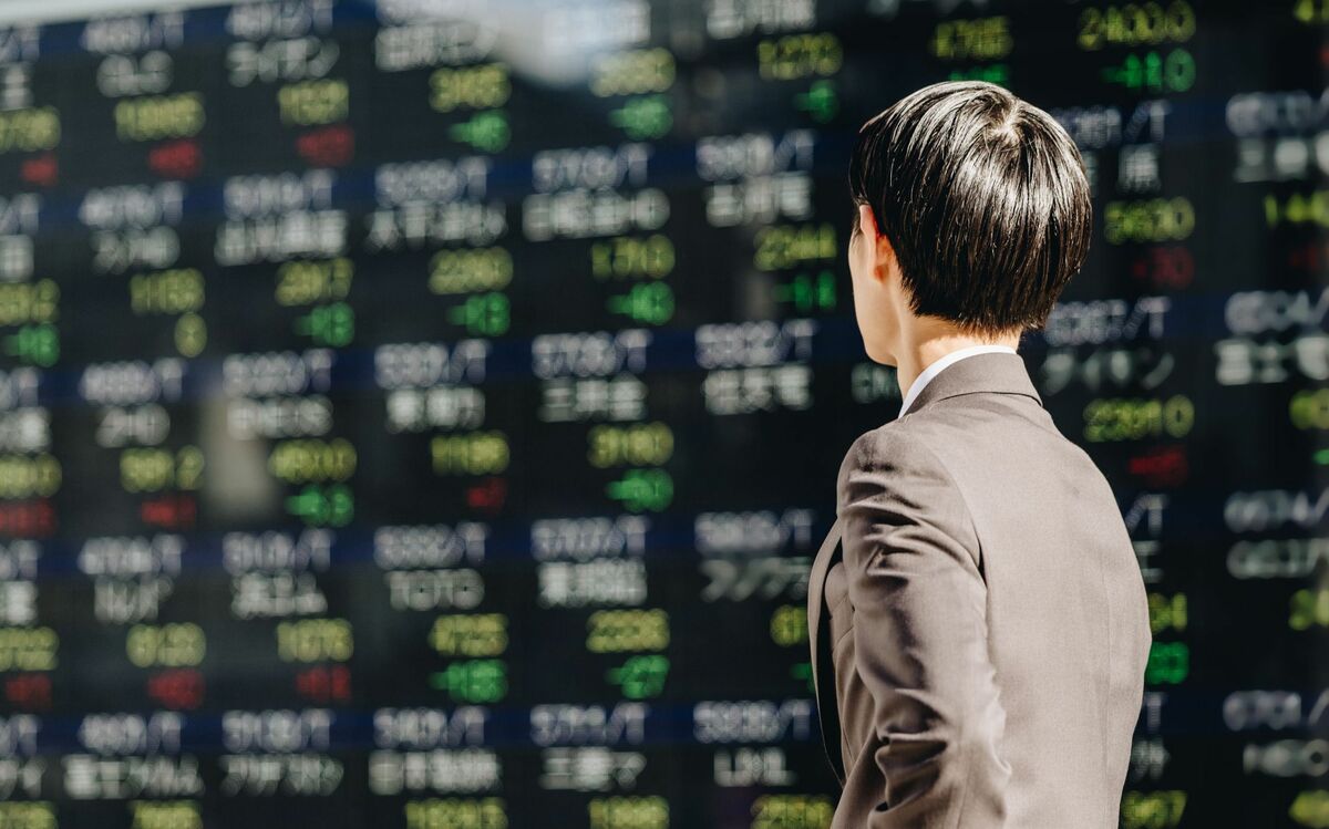 「投資家が期待するべきは“経済成長”ではない」経済評論家が解説する、株式投資で高リターンを得るために抑えておきたい“市場のメカニズム” | いまさら聞けない資産運用のすべて | 文春オンライン