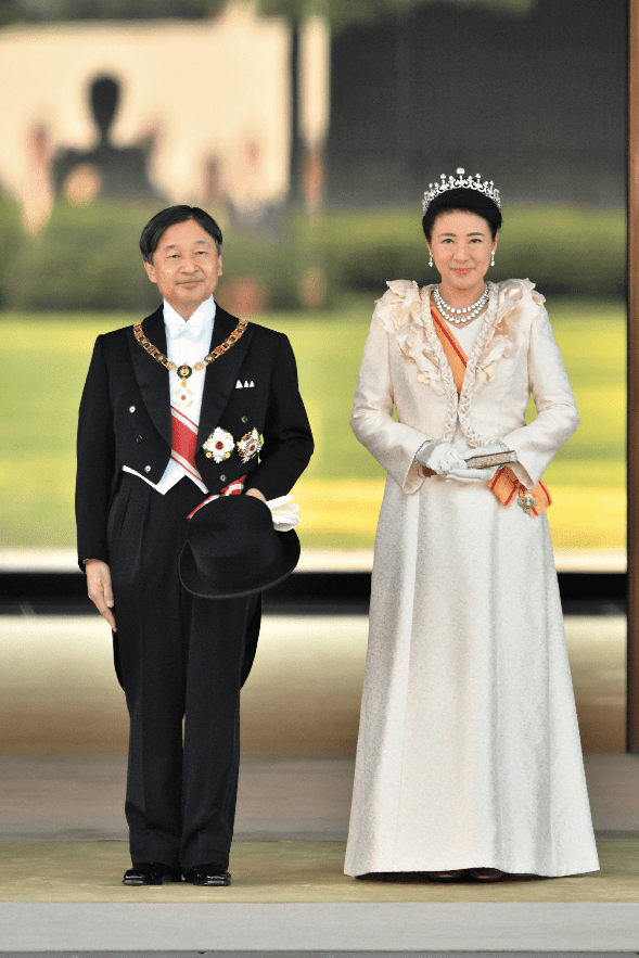 写真](14ページ目)【即位1周年】雅子皇后「自分は人気がない」批判を