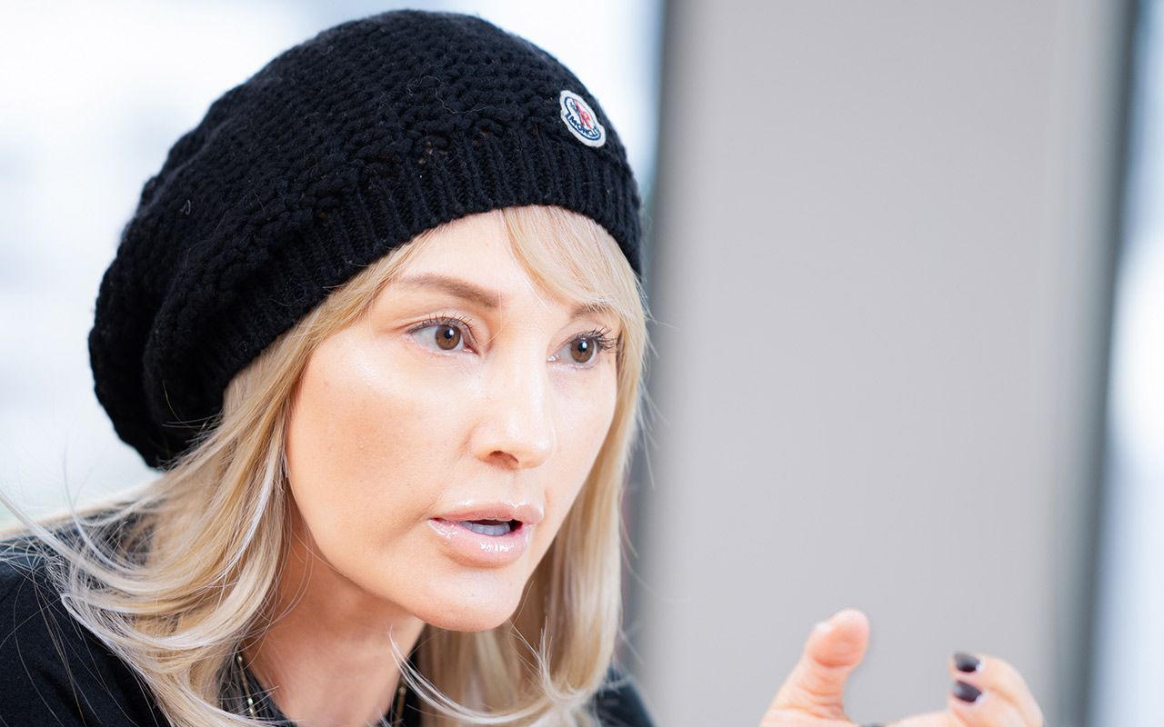 生放送の日のシャワーで…」ステージ3乳がん闘病中の梅宮アンナ（52）が