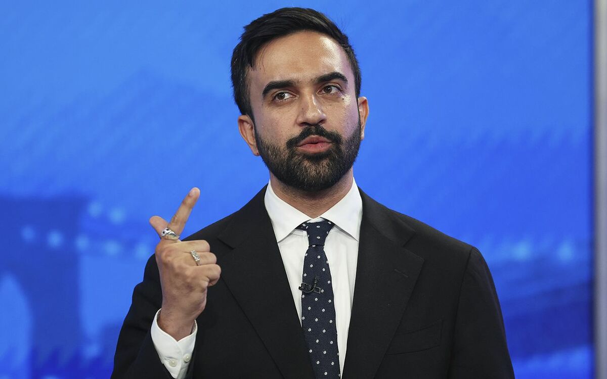 「ラッパーとしての年収は15万円」→NY新市長に大出世へ…ゾーラン・マムダニ（34）の“成り上がり”を支えた『有名日本ブランド』とは？ | 文春オンライン