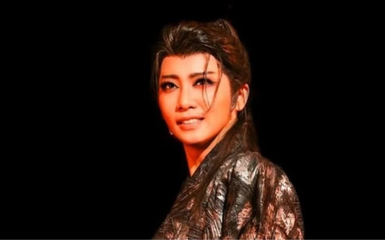 衝撃スクープ】宝塚歌劇団・星組トップスター礼真琴が元SMAP