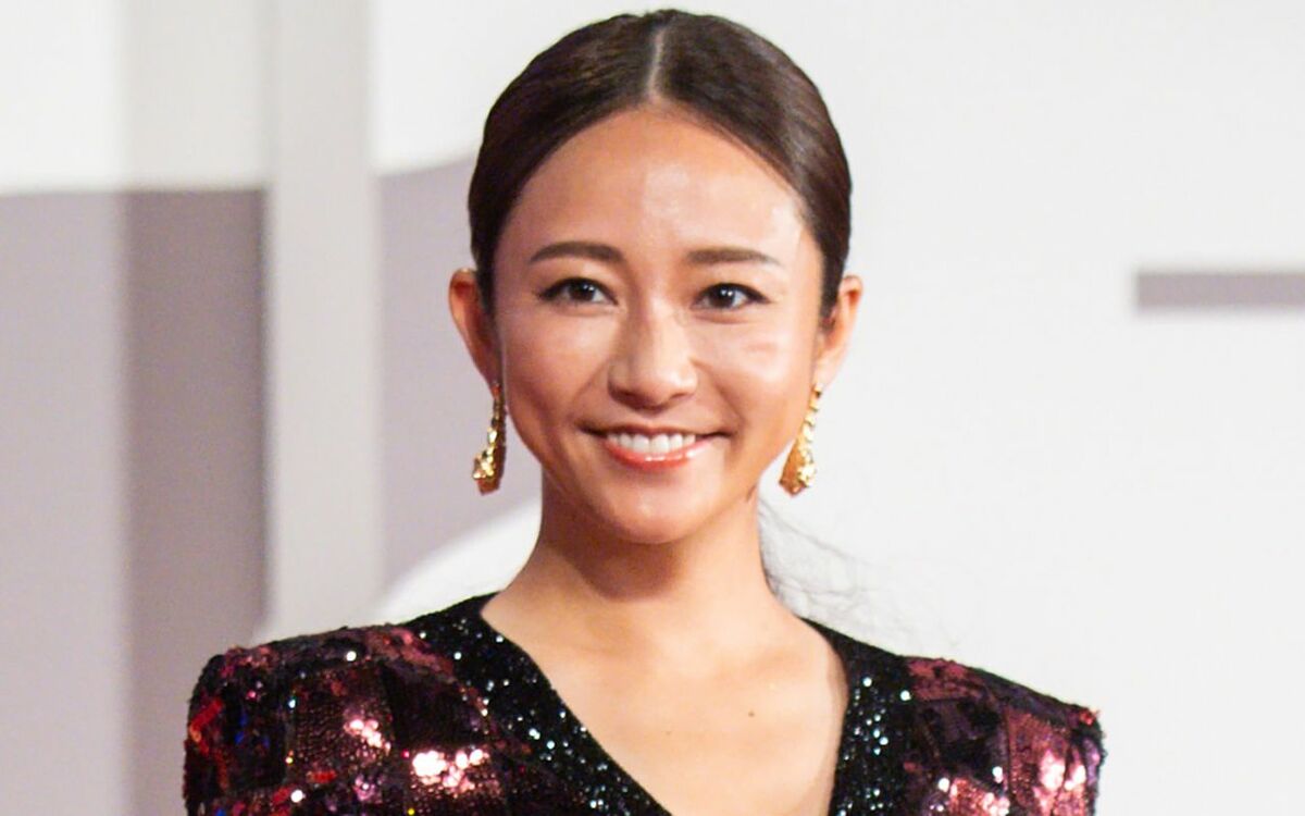 電撃再婚”木村文乃35歳 男性に頼らず、恋愛も避けてきた木村が“母”を望んだ理由 | 文春オンライン