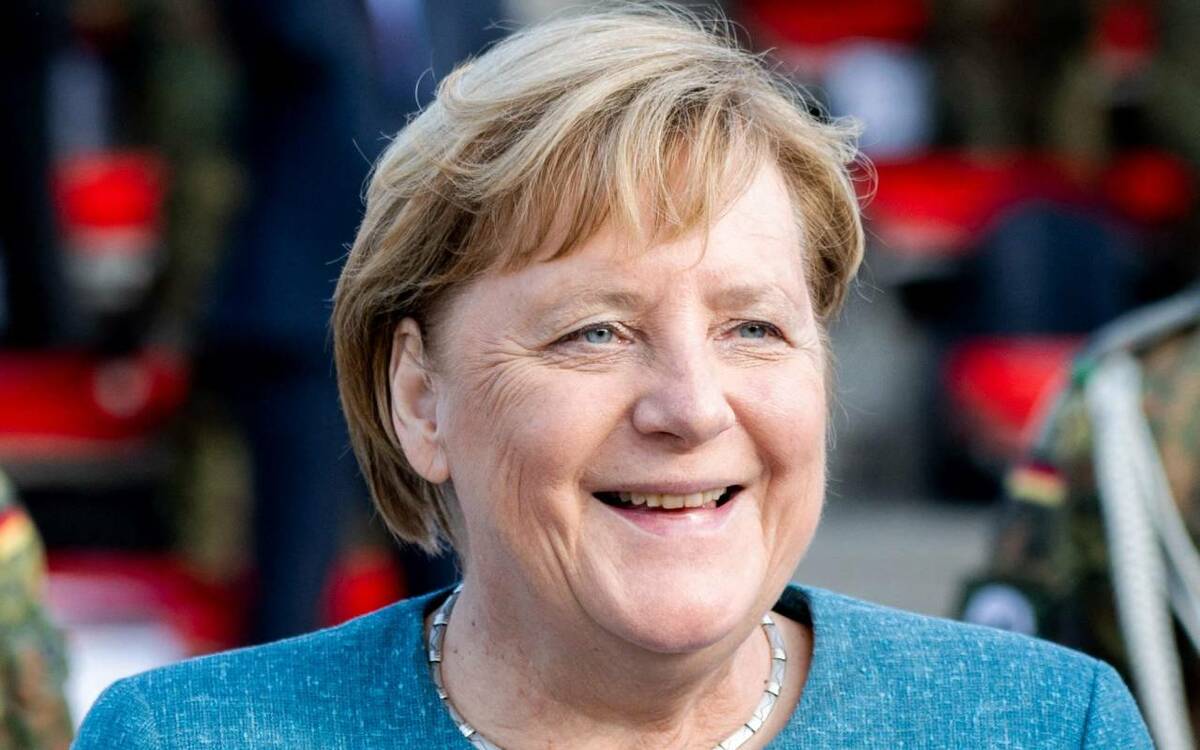 (2ページ目)《メルケル政界引退》愛犬を同席、わざと遅刻… プーチンのいじめに“東独育ち”の女性宰相が放った“痛烈な”一言 文春オンライン