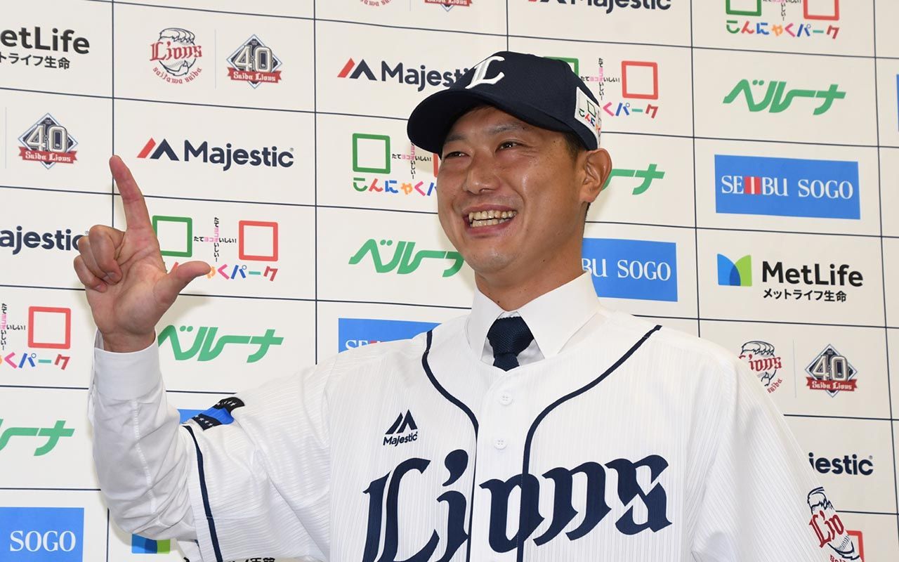 ライオンズに電撃入団の内海哲也に 秋山翔吾が聞きたかったこと 文春オンライン