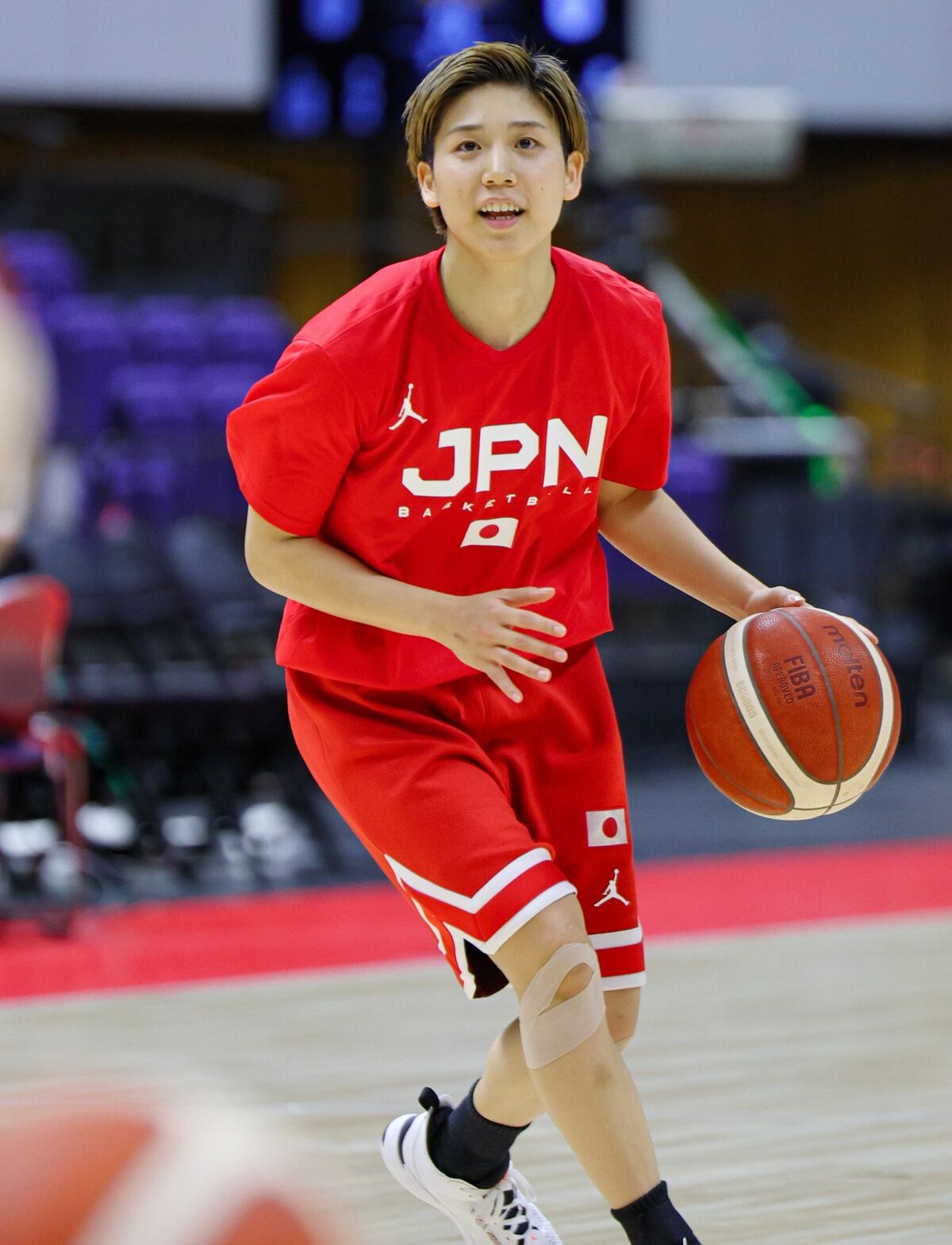 女子バスケットボール日本代表　町田瑠唯　直筆サイン入りフォト　証明書付き 写真]156cm、38kgでバスケ名門校へ→全国制覇→五輪新記録…「小さい