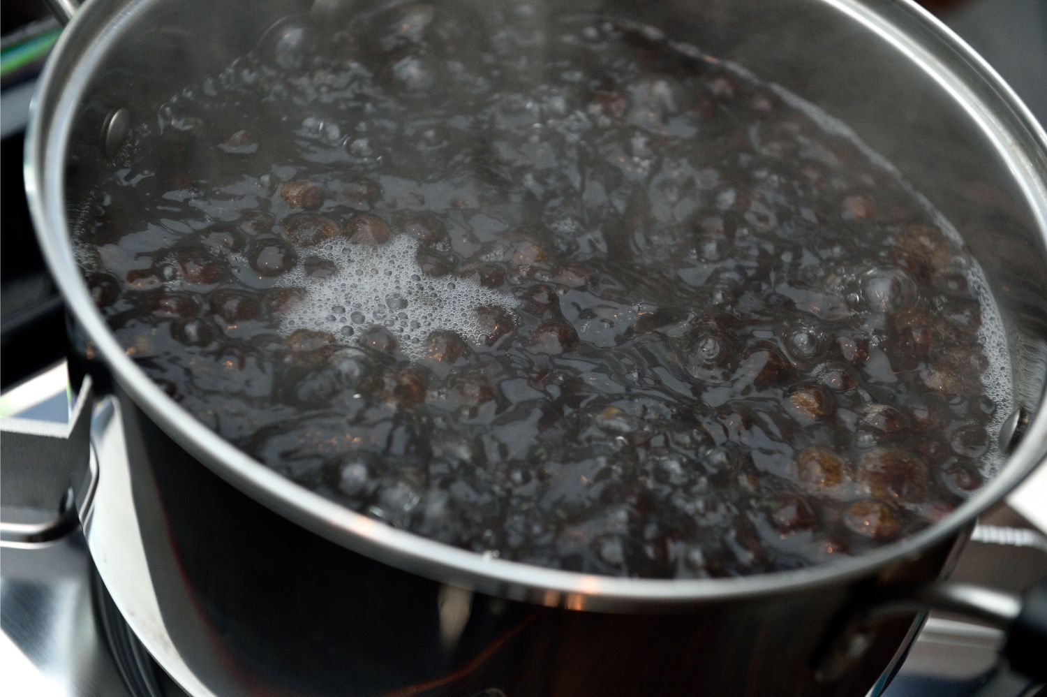 写真 3ページ目 タピオカ店主が明かすボロ儲けの舞台裏 正直飲みたくない 追いガムシロ 告発動画初公開 文春オンライン